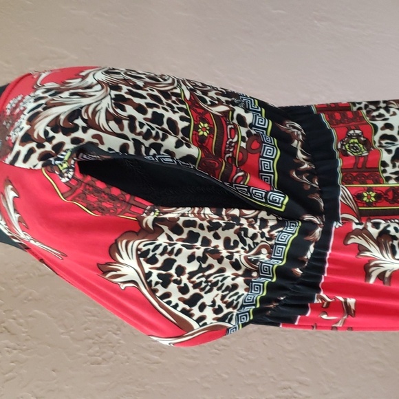 NYC Dress Medium Black, Red, Brown Print - Picture 3 of 5